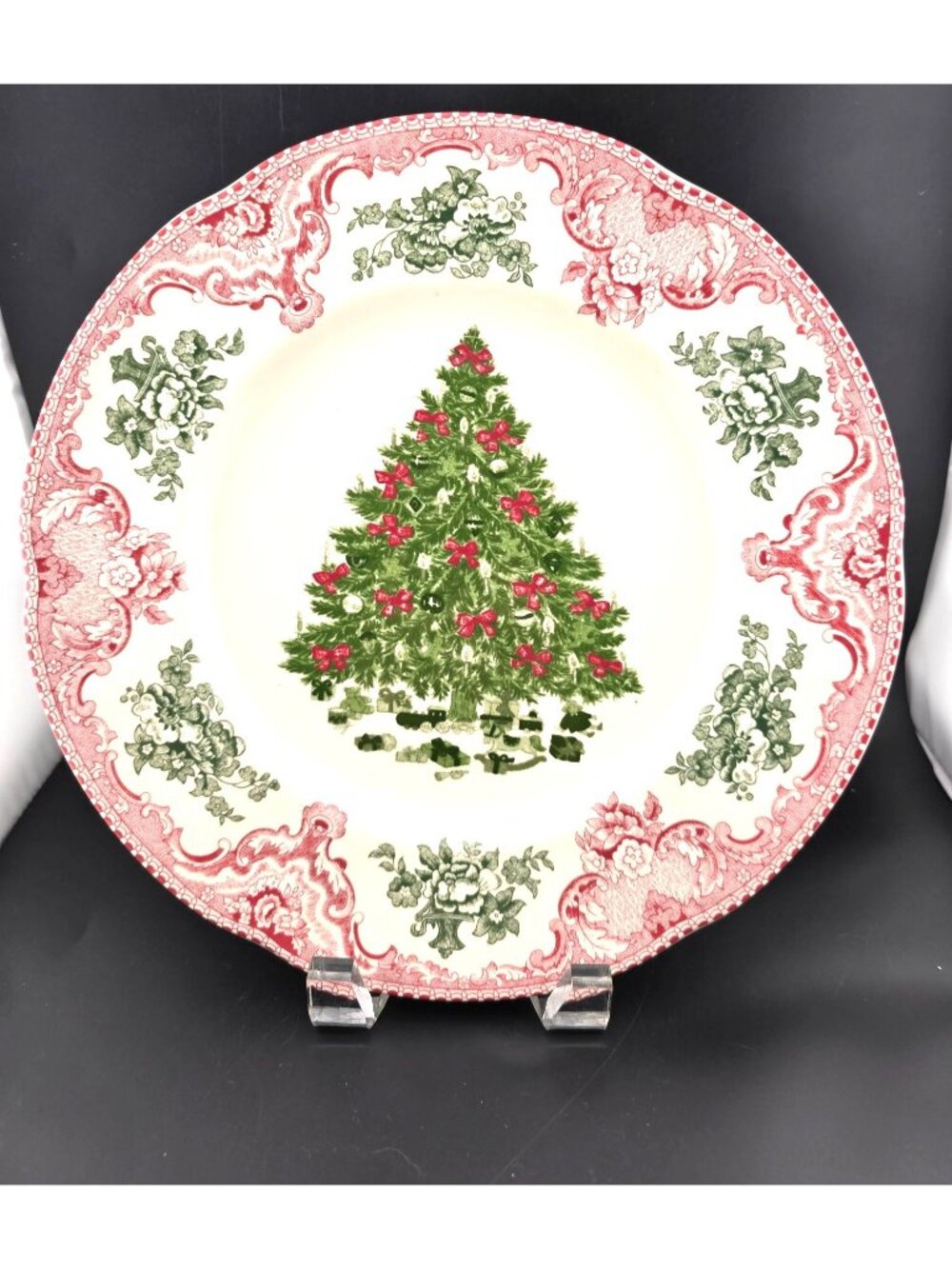 Johnson Brothers Old Britain Castles Pink Christmas 10.5" Plate Holiday Tree